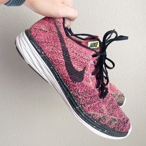 Nike flyknit lunar 3